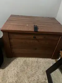 Wood chest 