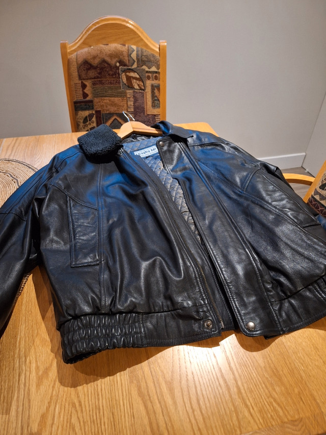 Blouson cuir pour homme Large dans Hommes  à Longueuil/Rive Sud - Image 3