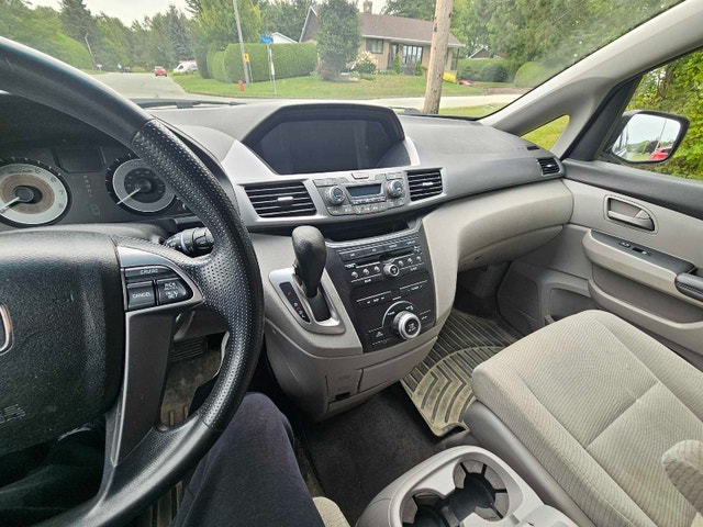 Honda odyssey 2011 à vendre — photo 4