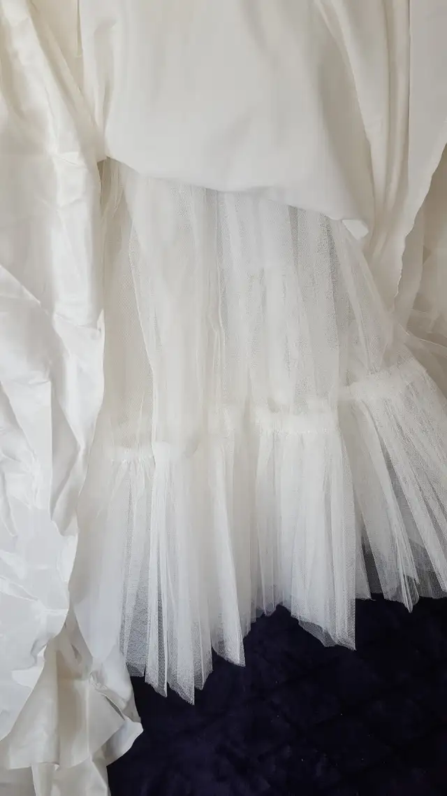 Princess Wedding Dress in Wedding in Saskatoon - Image 11
