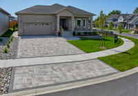 hardscaping,landscaping,driveways,walkways install. 647 936 2737
