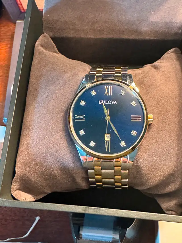Bulova Classic Diamond Blue Dial Men's 40mm Watch 98D13063436970152449125