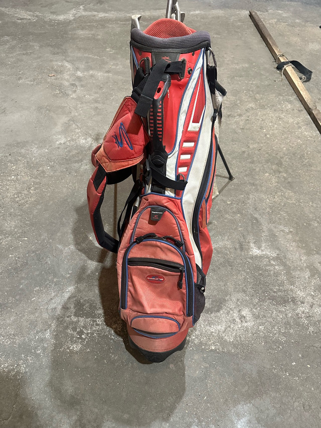 Cobra Golf Stand Bag in Golf in Lethbridge - Image 3