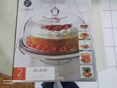 Plateau de service 6 en 1 ( cloche a gateau ) neuf, View more