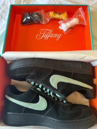 (USED) Tiffany & Co.  X Nike 1837 