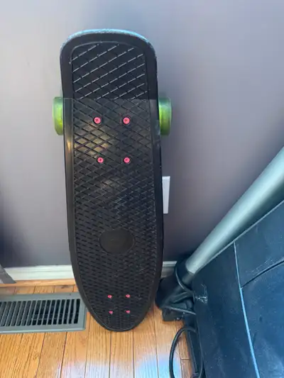 Retrospec Quip Skateboard  27" Classic Retro Plastic Cruiser, View more