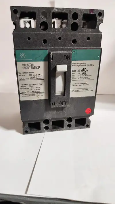 Disjoncteur GE TED136030 1 POLE 30 AMPS 600 BREAKER, View more