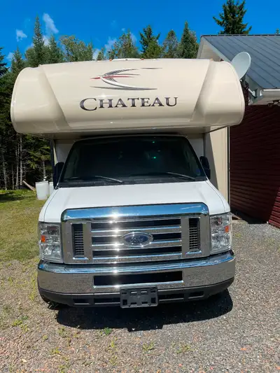 Sleeps10,2018 . stove with oven and convection microwave E 450 V10 4K generator 4 tv’s always kept u...