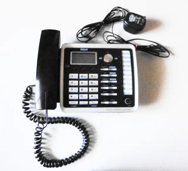 RCA ViSYS 2 LINE CORDED DIGITAL PHONE in Home Phones & Answering Machines in Guelph - Image 2