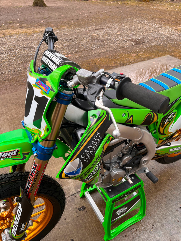 2022 kawasaki kx 450 flat track bike (brand new) in Dirt Bikes & Motocross in Hamilton - Image 2