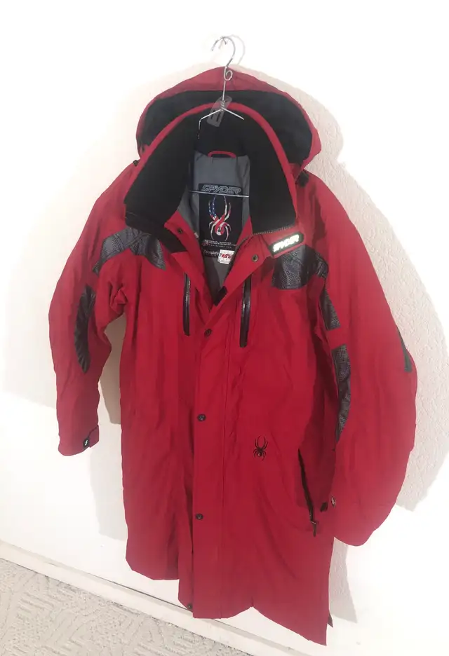 Men’s Ski Jacket (Full length size M) Spyder in Ski in Edmonton - Image 3