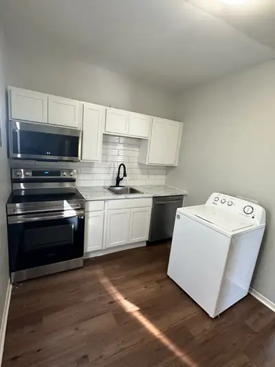 Welcome to 40 Victoria Street Unit 2 1,450$ Located in the cities North End Available March 1st, 202...