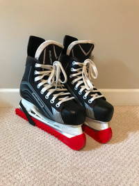 Bauer ice skates size US6