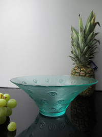 Glass Recycled Green Fruit Bowl with Spiral Pattern