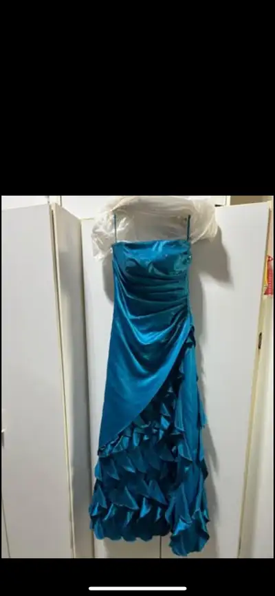 Grad dress, size 3/4, View more