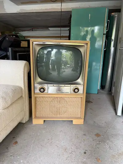 Vintage Toshiba TV, View more