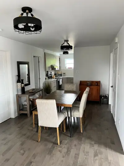 Beau 41/2 tout rénové, Quartier St-Pierre