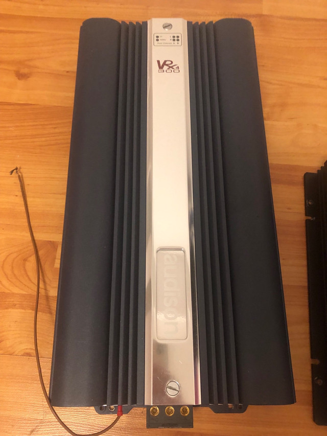 Audison VRX 4 300 Amplifier  in Stereo Systems & Home Theatre in Mississauga / Peel Region - Image 2