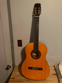 Old classical guitar. Small size. MIJ.