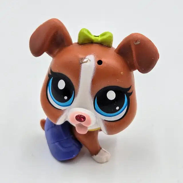 Littlest Pet Shop Nola McTwist #262 Boxer Dog Skate Park Playset in Toys & Games in Strathcona County - Image 3