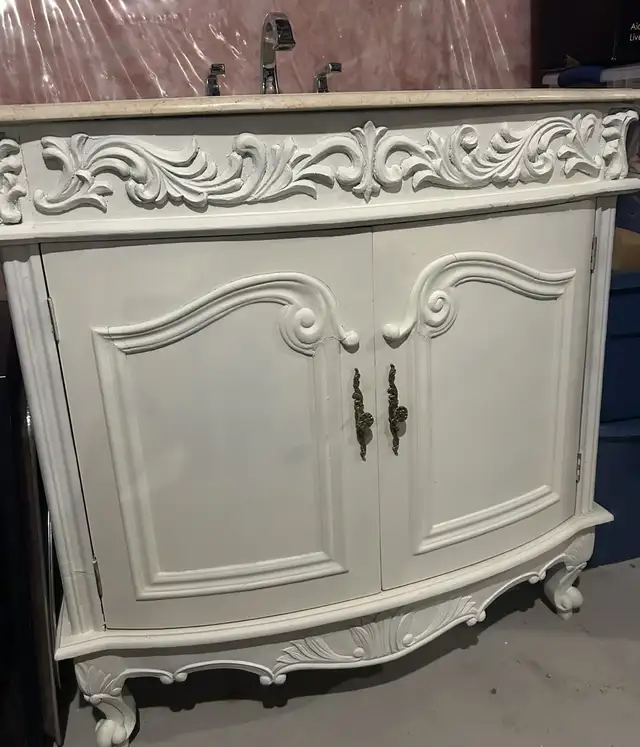 Bathroom vanity461433433532016641