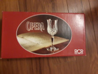 RCR  Opera  CRYSTAL  Wine , Water  Glass Set Of 4  $50New , nev