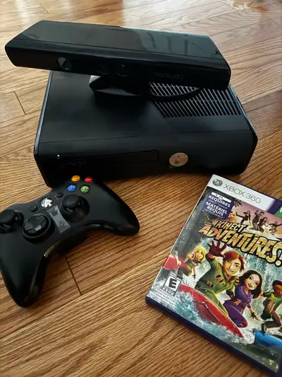 Working Xbox 360 S with kinnect, controller and kinnect adventures