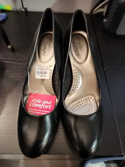 NEW Women's Black Dress Pumps – Size 9.5, View more