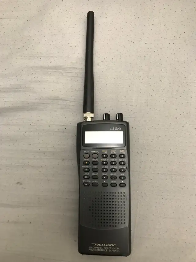 Hand held frequency scanner in General Electronics in Ottawa - Image 8