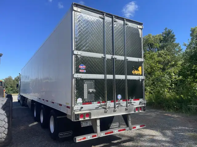 2021 Utility Refer trailer tridem in Heavy Trucks in Charlottetown - Image 6