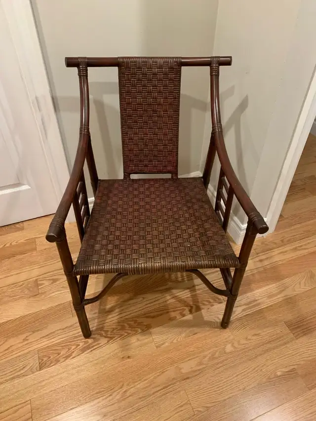 Hollywood Regency Tommi Parzinger Style Arm in Chairs & Recliners in La Ronge - Image 8
