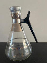 VTG McM Coffee Carafe by Atomic Inland Glass, Bakelite Handle