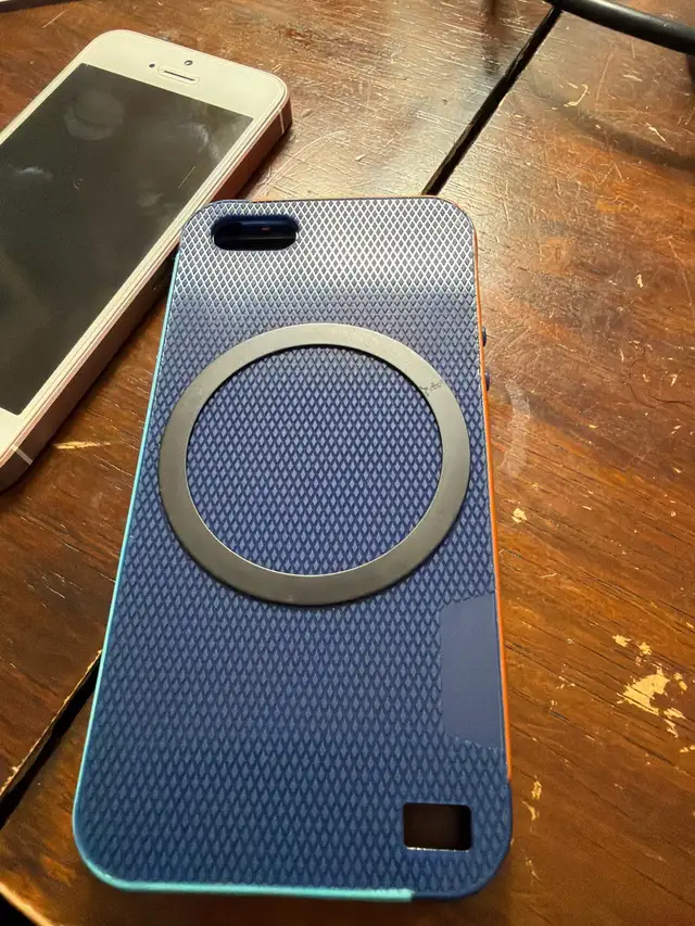 Apple iPhone SE 1st gen in Cell Phones in Kitchener / Waterloo - Image 8