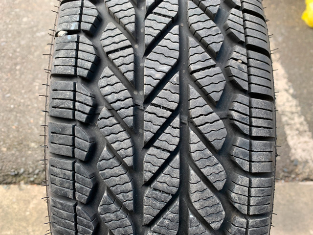 1 X single 195/65/15 91H M+S Bridgestone WeatherPeak with 95% in Tires & Rims in Delta/Surrey/Langley - Image 2