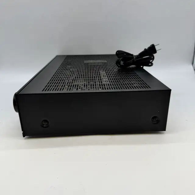 Kenwood KA-32B Stereo Integrated Amplifier in Stereo Systems & Home Theatre in City of Toronto - Image 6