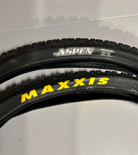 2 Maxxis Aspen MTB Mountain Bike Tires
