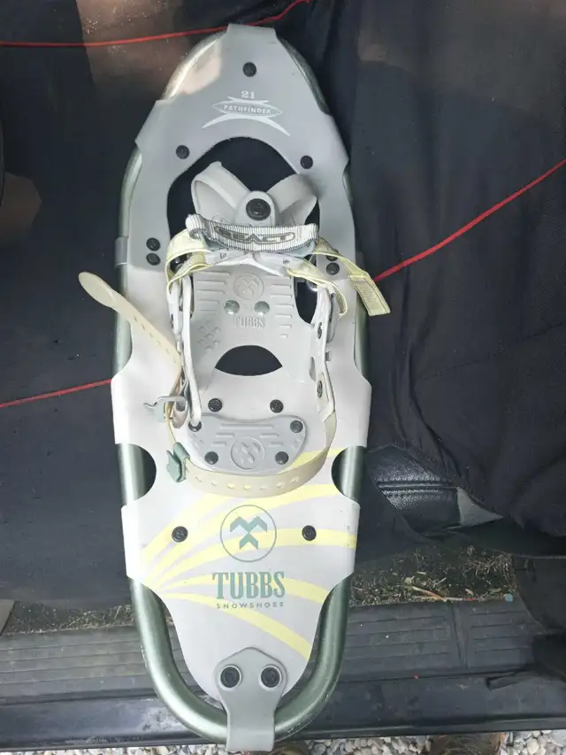Tubbs Pathfinder 21 Snowshoes