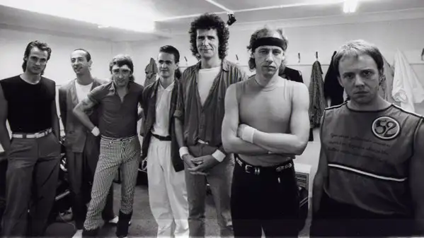Dire Straits 1978 debut record album vinyl LP original pressing in CDs, DVDs & Blu-ray in Markham / York Region - Image 10