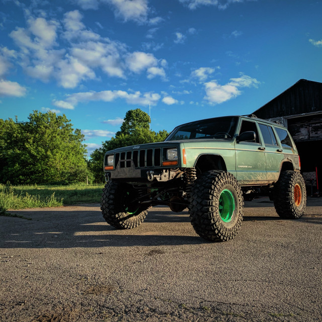 Trades.  2000 Jeep Cherokee in Cars & Trucks in Ottawa - Image 3