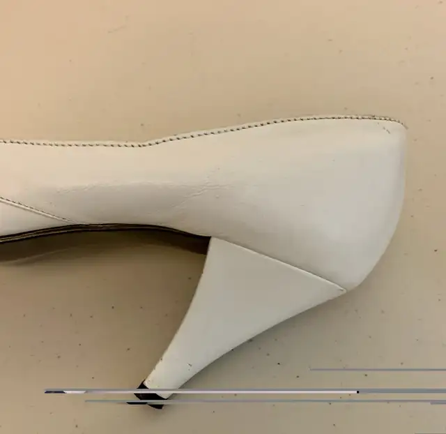 Womens Shoes in Women's - Shoes in Edmonton - Image 4