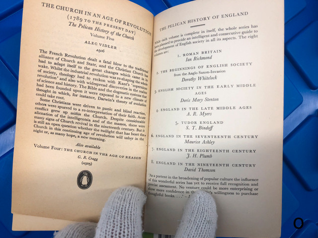 book: “England In The 17th Century” ( Maurice Ashley ) in Non-fiction in Ottawa - Image 3