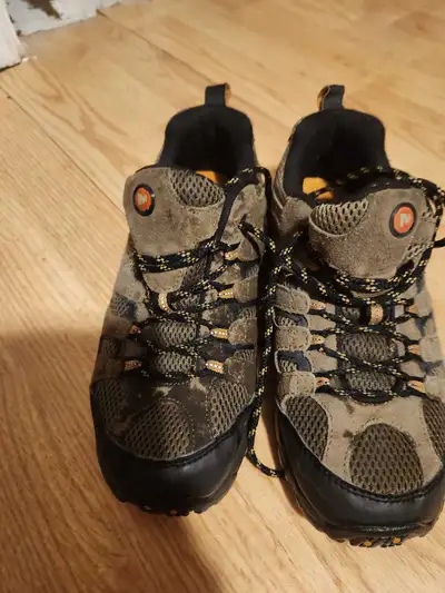 Ladies Merrell Hiking Shoes, size 7, View more