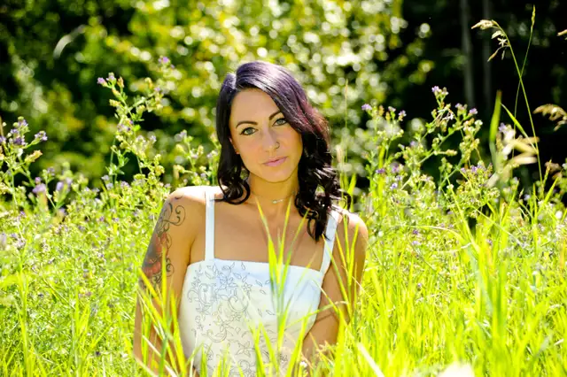 Volunteer Models Wanted