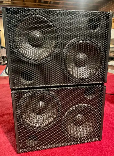 MEYER SOUND UMS-1P subs, View more