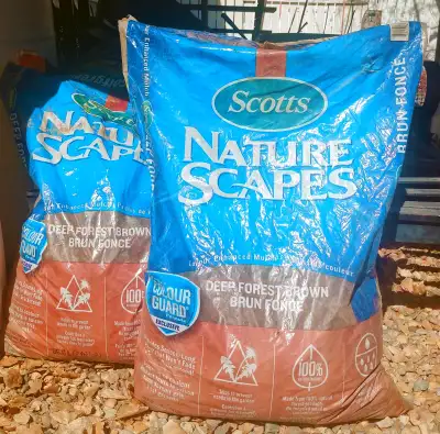 Mulch four 56.6 L Bags, Brown, View more