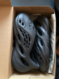 Yeezy Foamrunner Onyx