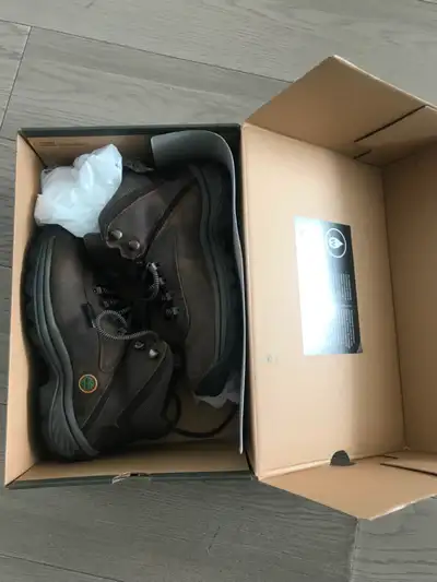Brand New pair Timberland boots from the box 65 CAD, View more