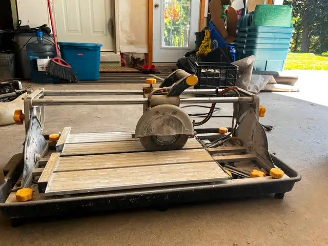 Mastercraft Sliding Wet Tile Saw63616719559811120