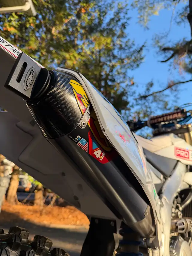 2022 YZ250F in Dirt Bikes & Motocross in Muskoka - Image 8