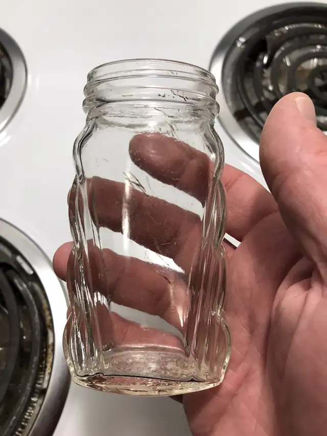 Group of 3 - 1930’s era Art Deco Styled Jars .  in Arts & Collectibles in Sarnia - Image 8